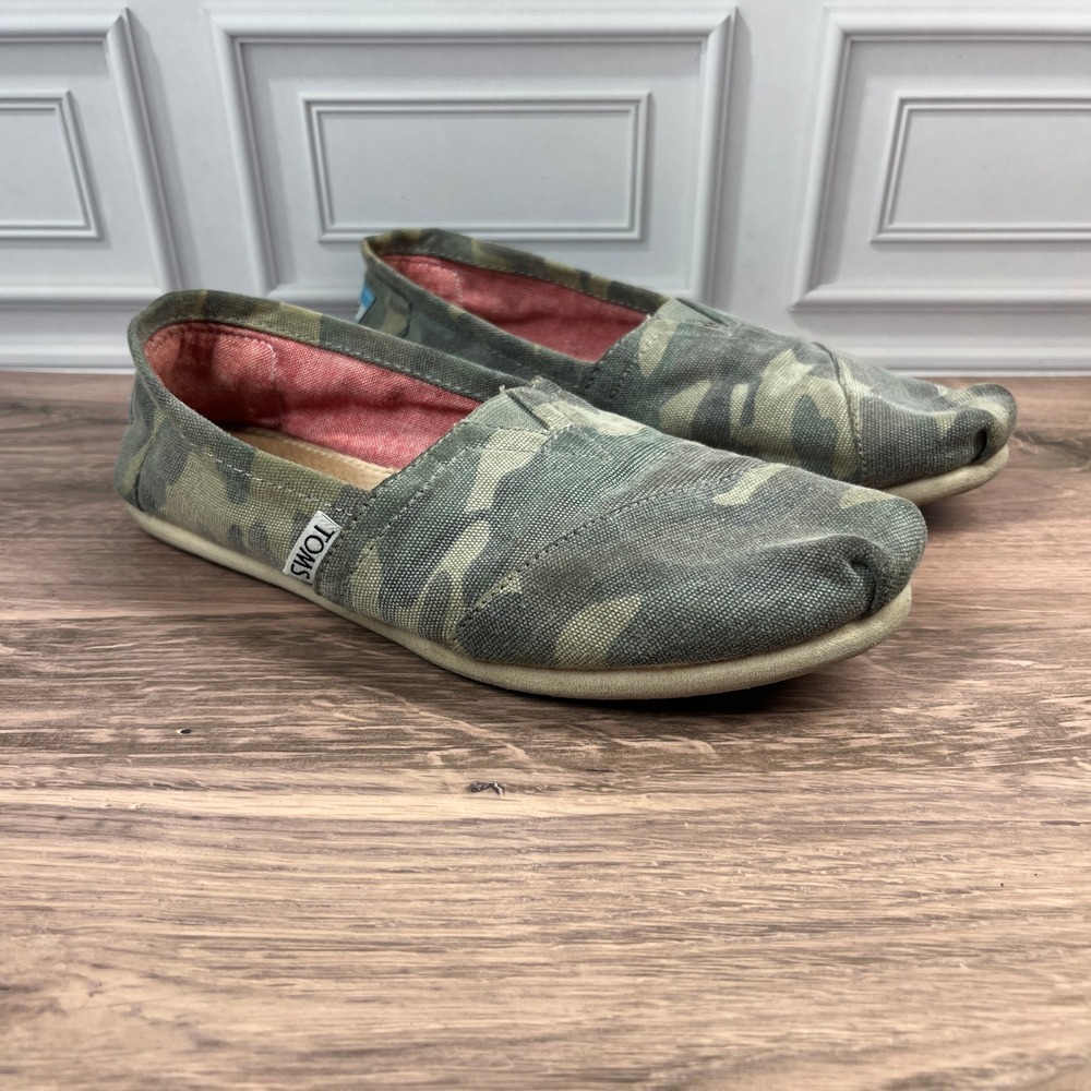 TOMS Womens Alpargata Camouflage Canvas Slip On Flats Shoes Size 6.5